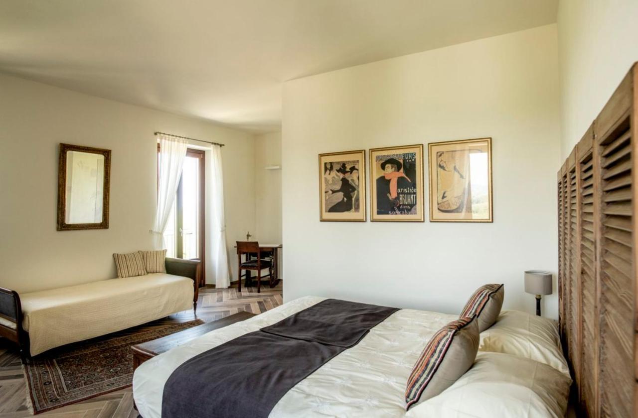 Le Vecchie Persiane - Bed & Breakfast Diano d'Alba Ngoại thất bức ảnh