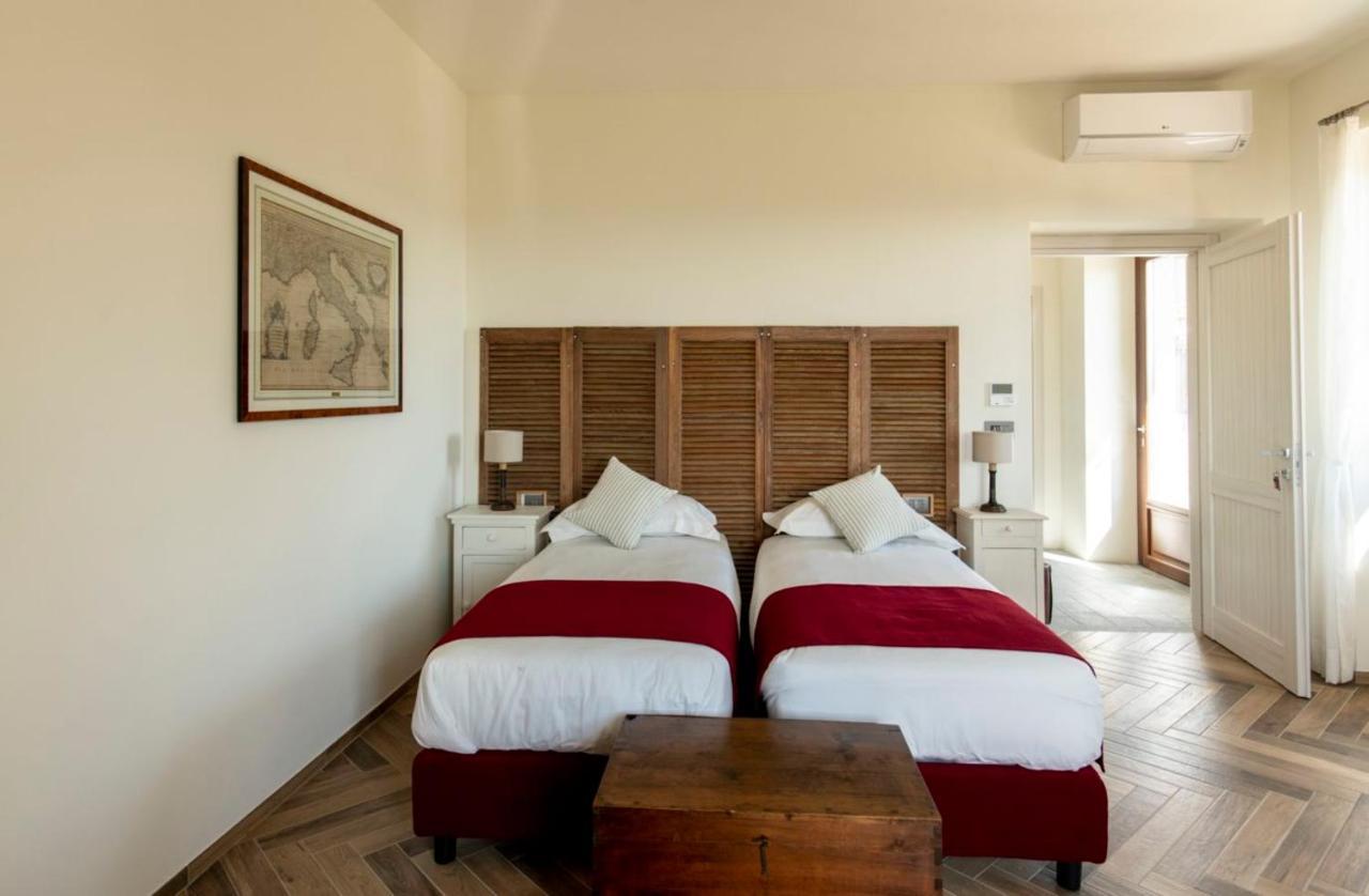 Le Vecchie Persiane - Bed & Breakfast Diano d'Alba Ngoại thất bức ảnh