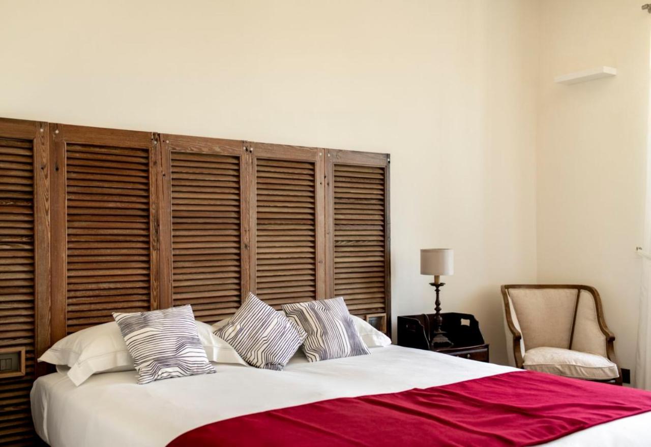 Le Vecchie Persiane - Bed & Breakfast Diano d'Alba Ngoại thất bức ảnh